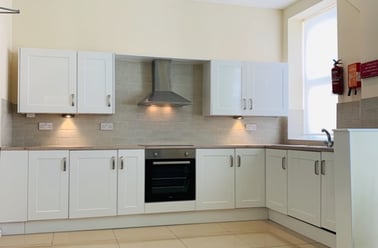 Gwydr Cresc, Uplands, Swansea - Image 2