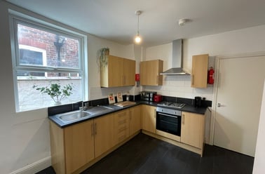 Cawdor Road, Fallowfield, Manchester - Image 2