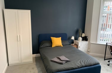 Ayresome Street, Linthorpe Village, Middlesbrough - Image 2