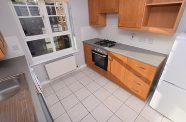 Beckets View, City Centre, Northampton - Image 3