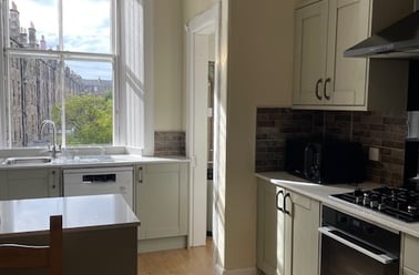 Spottiswoode street, Marchmont, Edinburgh - Image 3