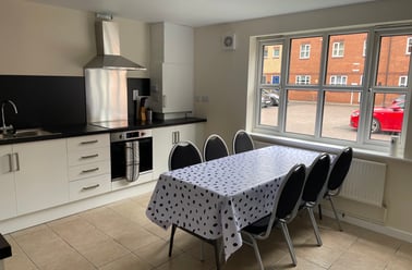 Denison court, Near university, Nottingham - Image 3