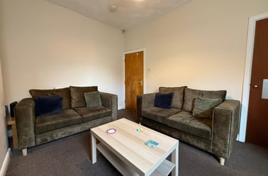 St. Ives Road, Rusholme, Manchester - Image 2