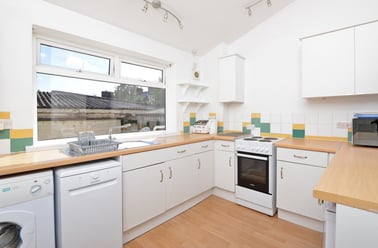 Trafalgar Place, St Sidwells, Exeter - Image 3