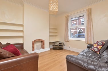 Victoria street, Near university, Exeter - Image 2