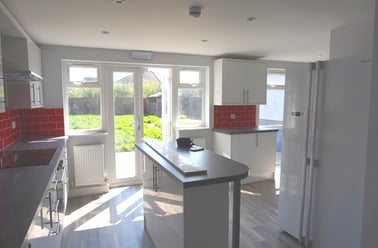 Compton Avenue, City Centre, Worthing - Image 2