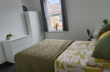 Hanover Street West, Holgate, York - Image 2