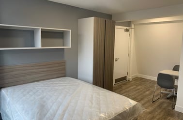 Gillygate, Bootham, York - Image 3