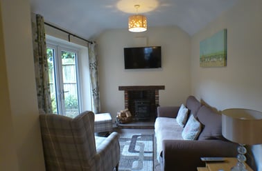 High Newbiggin Street, Monkgate, York - Image 3