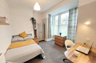 Pinhoe road, Mount pleasant, Exeter - Image 2