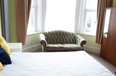 Beechwood Terrace, Near university, Plymouth - Image 3