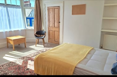 Beechwood Terrace, Near university, Plymouth - Image 2