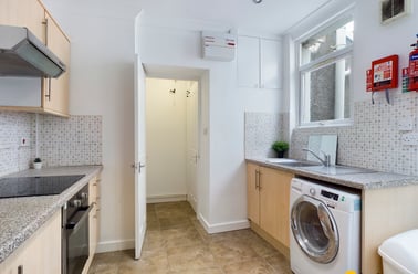 Brynmill Terrace, Brynmill, Swansea - Image 3