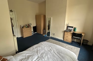 Highnam crescent road, Broomhill, Sheffield - Image 2