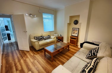 Warwards Lane, Selly Park, Birmingham - Image 2