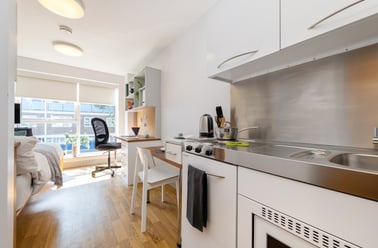 Earlsdon, City Centre, Portsmouth - Image 2