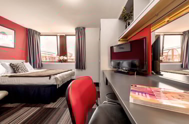 Castle Park, Girton, Cambridge - Image 2