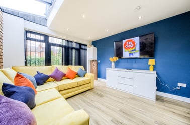 Northfield Road, Hillfields, Coventry - Image 3