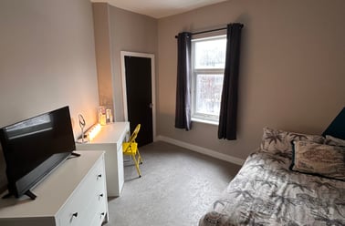 Milnthorpe Street, Charlestown, Salford - Image 2