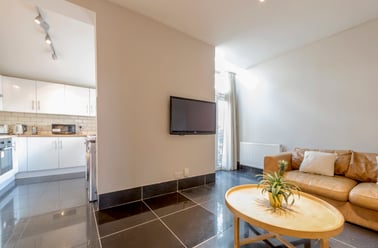 Cedar grove, Fallowfield, Manchester - Image 2