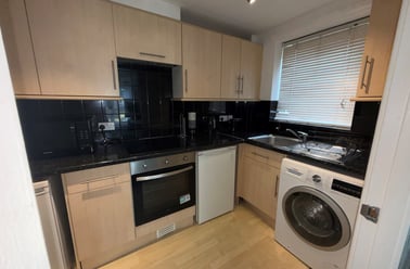 Windsor place, daisy bank rd, Victoria park, Manchester - Image 2
