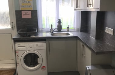 The Avenue, Bevendean, Brighton - Image 2