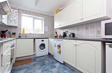 Smithson Close, Talbot village, Bournemouth - Image 3