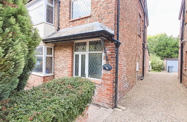Millfield Lane, Layerthorpe, York - Image 2