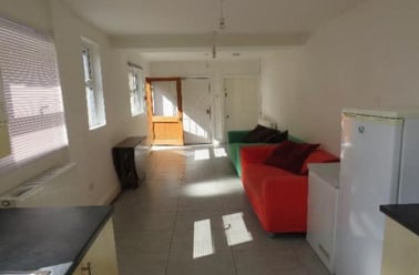 Palmeston Road, Near university, Northampton - Image 3