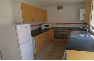 Alcombe Road, Near university, Northampton - Image 2