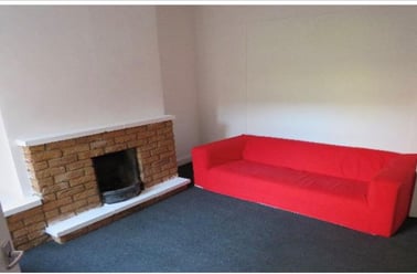 Stanley Street, Near university, Northampton - Image 2