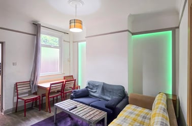 Coronation Street, Castlefield, Salford - Image 2