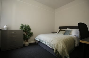 High Road, Swaythling, Southampton - Image 3