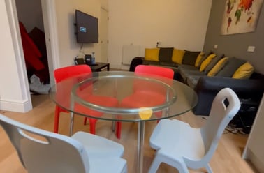 Raddlebarn Road, Selly Oak, Birmingham - Image 2