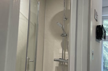 Oakwood Road, Uplands, Swansea - Image 3