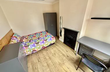 Rowley Hill Street, St Johns, Worcester - Image 2