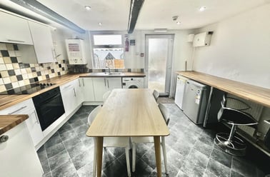 Henwick Road, Barbourne, Worcester - Image 2