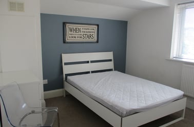 Lyon street, Central, Southampton - Image 3