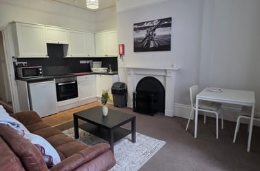 48 Old Tiverton Road, Old tiverton rd area, Exeter - Image 2