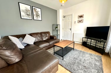 Jedburgh Street, Near university, Middlesbrough - Image 2