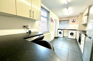 Oxford Street, Teeside University, Middlesbrough - Image 3