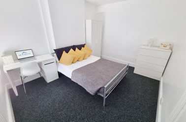 Kimbolton Avenue, Lenton, Nottingham - Image 2