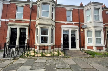 Myrtle Grove, Jesmond, Newcastle - Image 2