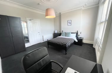 Oxnam Crescent, Spital Tongues, Newcastle - Image 2