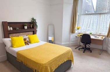 Regent Street, City Centre, Lancaster - Image 2