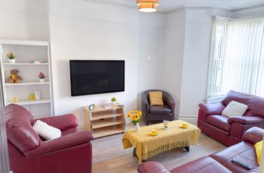 Lindow Square, City Centre, Lancaster - Image 2