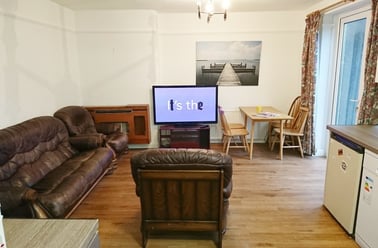 Parkfield Drive, City Centre, Lancaster - Image 2