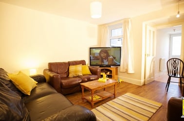 Dumbarton Road, City Centre, Lancaster - Image 2