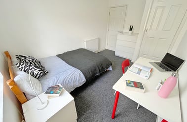 Margate Road, University of Portsmouth, Portsmouth - Image 3