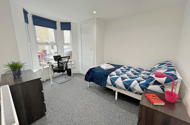 Percy Road, Southsea, Portsmouth - Image 3